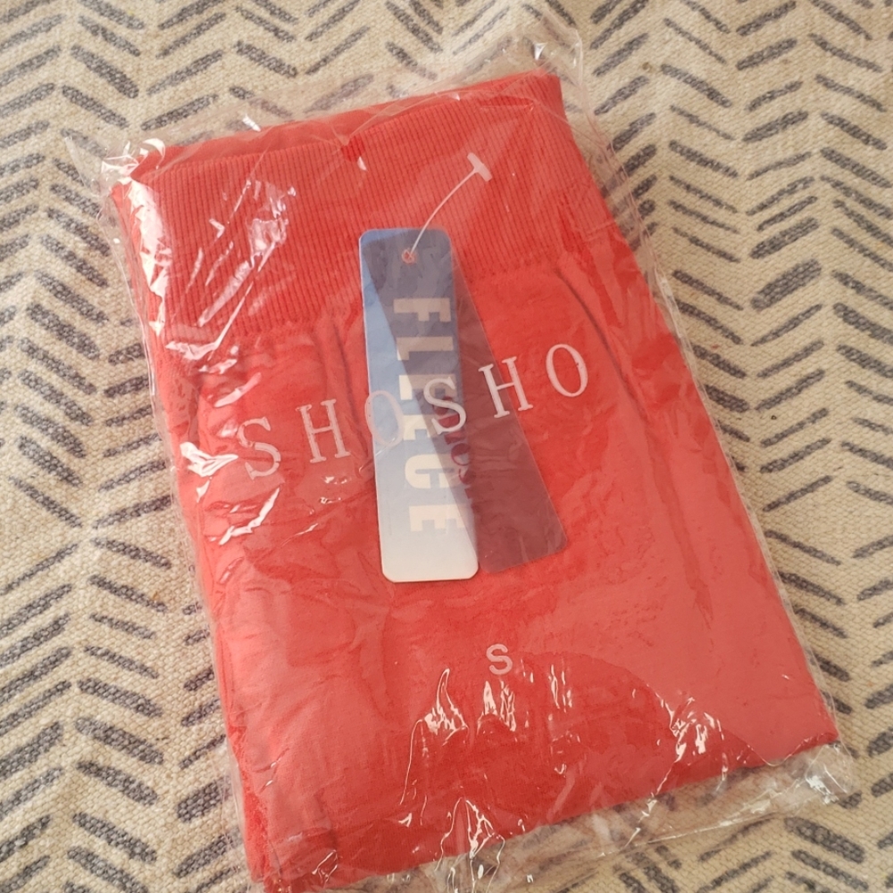 Small Leggings Red Soft NWT
